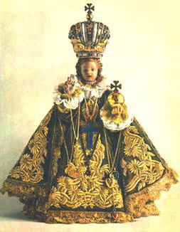 Kleid geschenkt von der Kaiserin Maria Theresa; 11KB