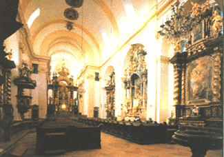Interno della chiesa; 11KB